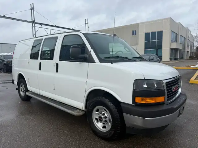 2019 GMC Savana Cargo Van CARGO - Photo 4