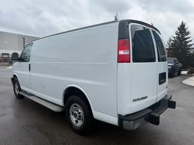 2019 GMC Savana Cargo Van CARGO - Photo 8