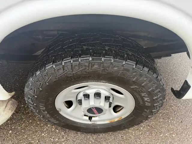 2019 GMC Savana Cargo Van CARGO - Photo 11