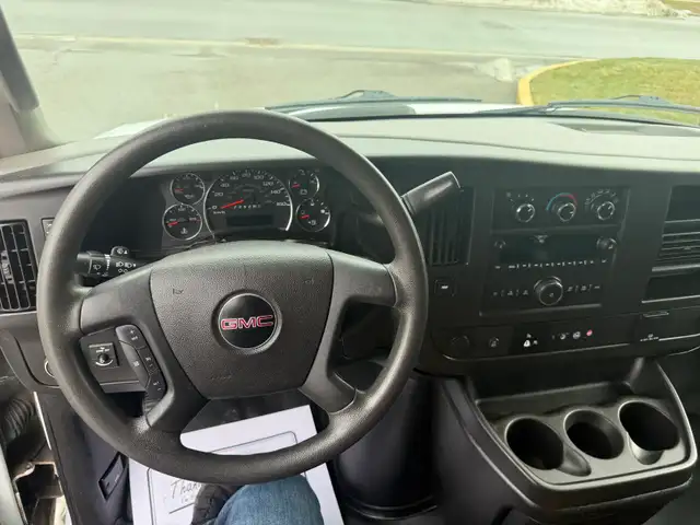 2019 GMC Savana Cargo Van CARGO - Photo 16