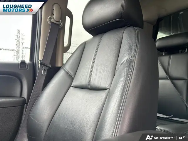 2011 Chevrolet Silverado 1500 LTZ Crew Cab 4WD - Photo 17