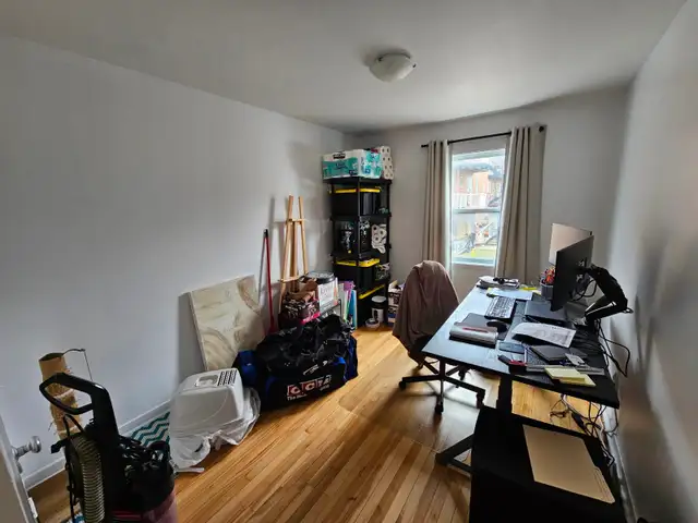 4 et demi a louer - Près du Métro Longueuil - Photo 2