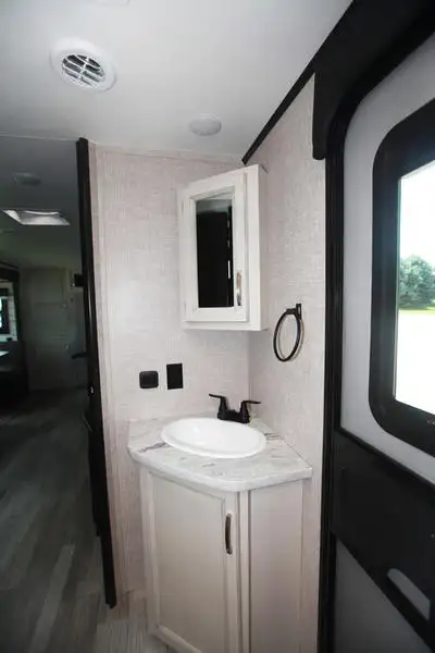2023 Jayco Jay Feather 27 BHB - Photo 18