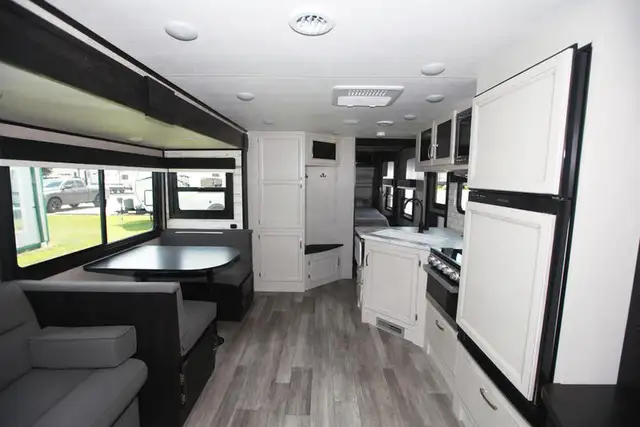 2023 Jayco Jay Feather 27 BHB - Photo 27