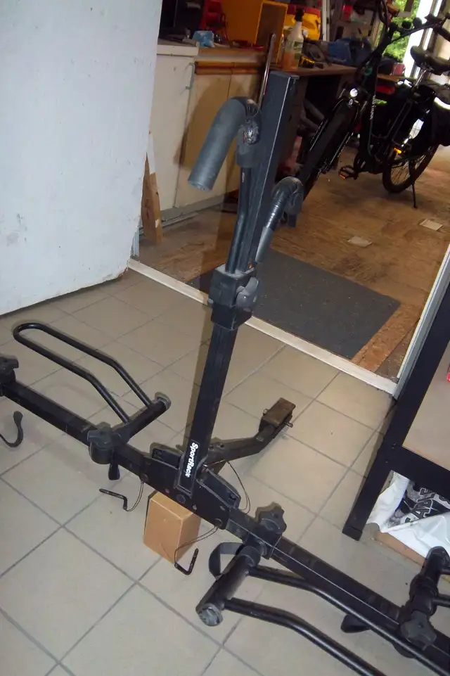 SUPPOT 2 VELOS/CASQUE NEUF - Photo 4