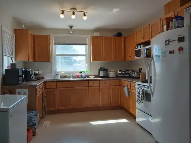 SPACIOUS 5 BEDROOM IN OLD UNIVERSITY AREA - Photo 5