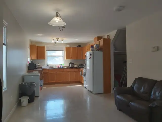 SPACIOUS 5 BEDROOM IN OLD UNIVERSITY AREA - Photo 6