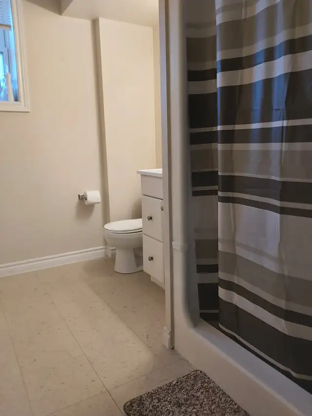 SPACIOUS 5 BEDROOM IN OLD UNIVERSITY AREA - Photo 9