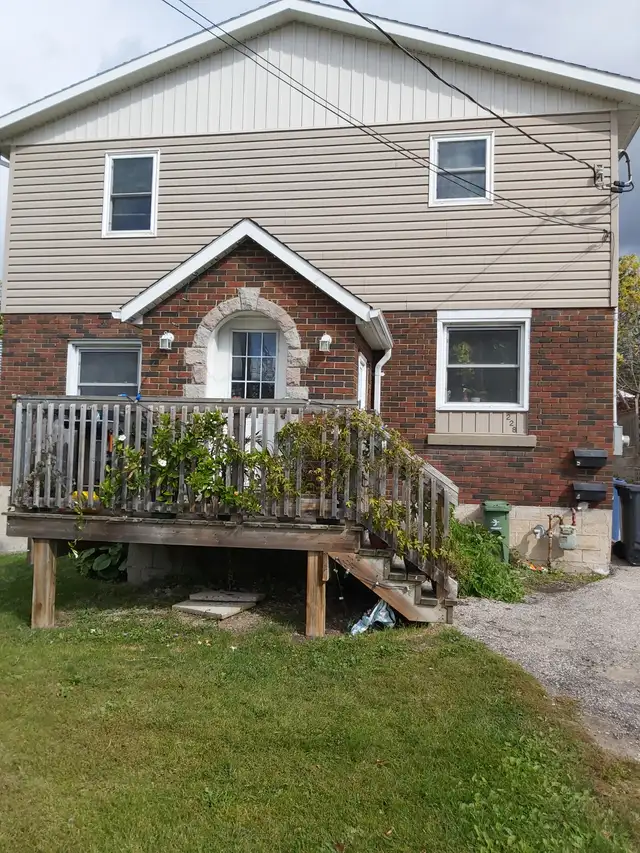 SPACIOUS 5 BEDROOM IN OLD UNIVERSITY AREA - Photo 10