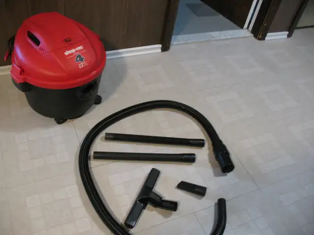 4 Gallon Wet/Dry Shop Vac,LIKE NEW - Photo 5
