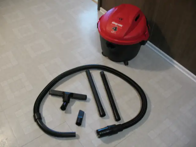 4 Gallon Wet/Dry Shop Vac,LIKE NEW - Photo 10