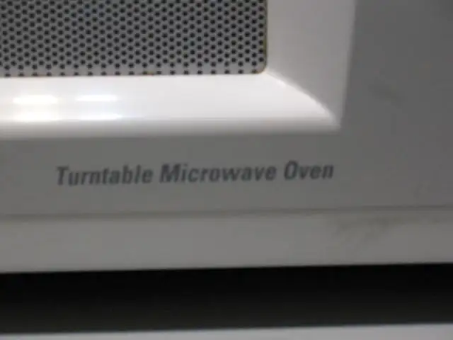 GE Countertop Microwave Oven - Photo 4
