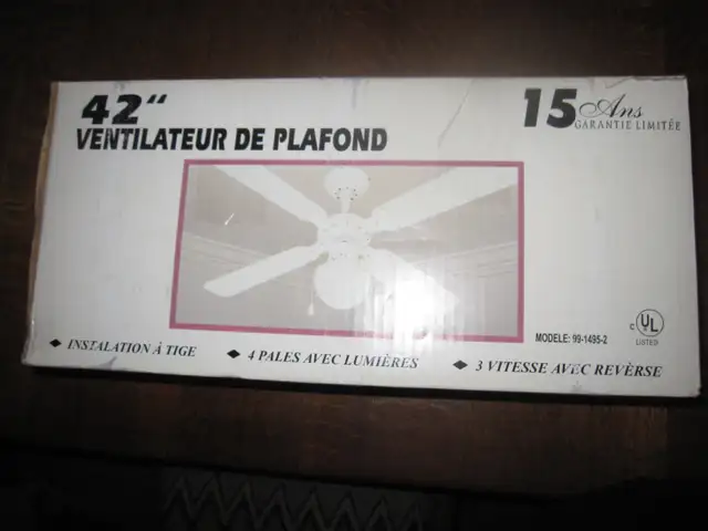 BRAND NEW 42' WHITE CEILING FAN WITH LIGHT 3 SPEEDS & REVERSE - Photo 2
