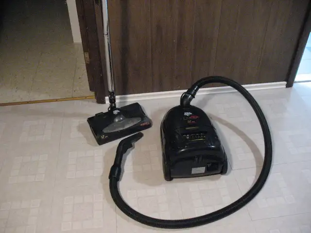 Dirt Devil Canister Hepa Vacuum Cleaner - Photo 6