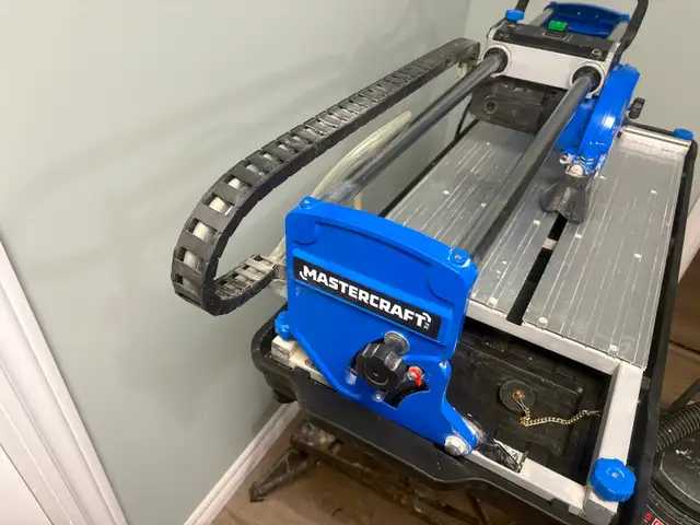 Mastercraft 7" Sliding Wet Saw - Photo 2