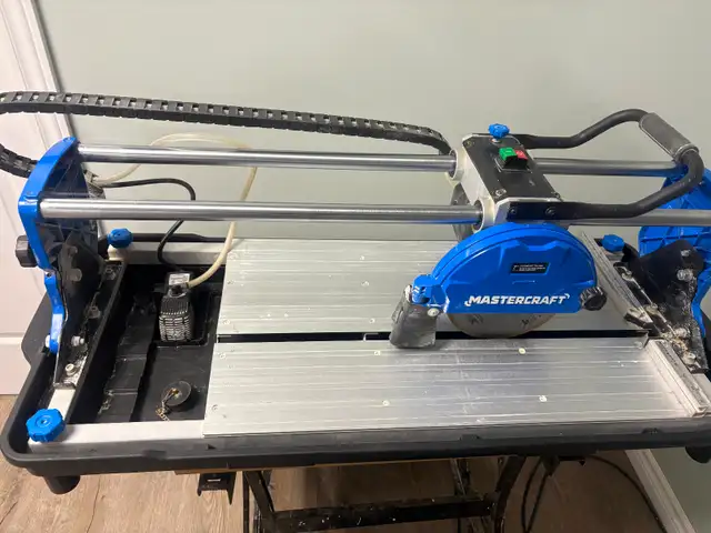 Mastercraft 7" Sliding Wet Saw - Photo 3