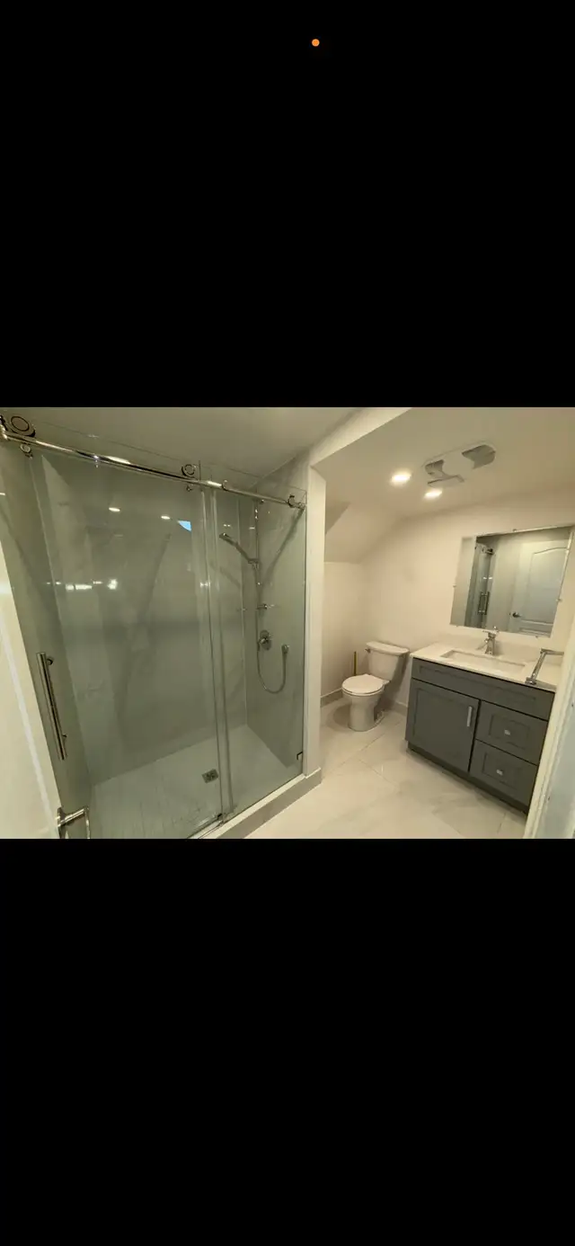 High Park Blvd-Roncesvalles Beautiful Spacious 1 Bdrm - Photo 5