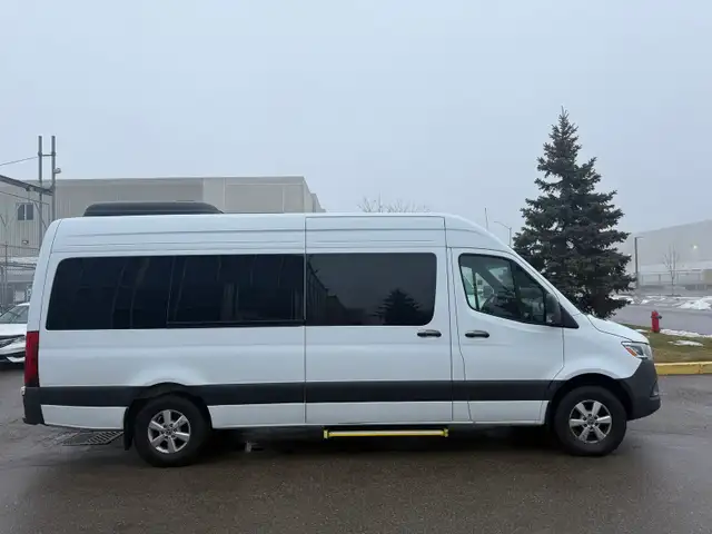 2024 Mercedes-Benz Sprinter Passenger Van 15- PASSENGER - Photo 5