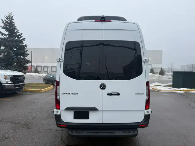 2024 Mercedes-Benz Sprinter Passenger Van 15- PASSENGER - Photo 12