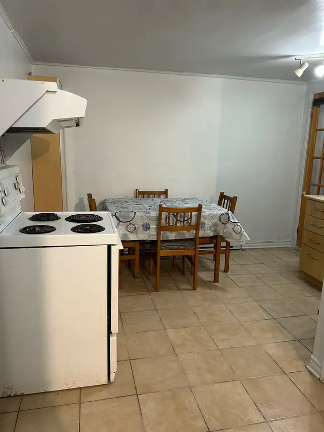 2 1/2 à louer Ahuntsic
