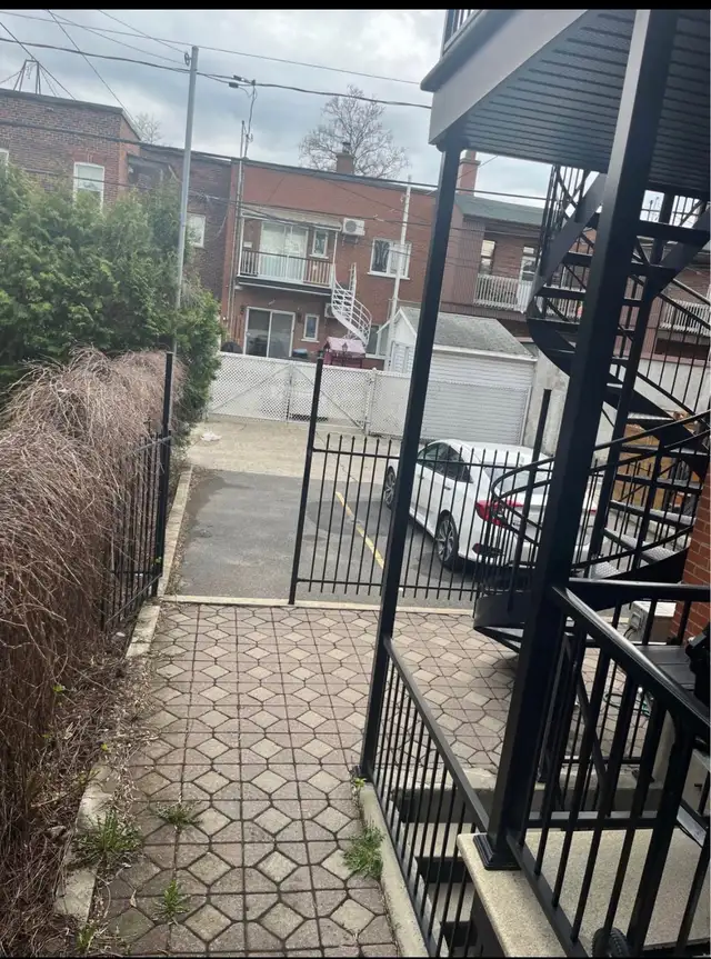 5 1/2 NDG condo Metro Vendom - Photo 9