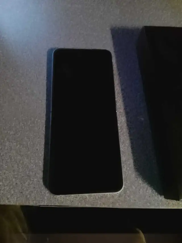 Samsung Galaxy Z Flip 6 256GB trade iPhone - Photo 6