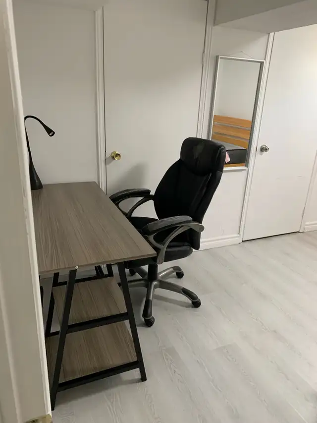 Private Room For Rent Males only - Photo 9