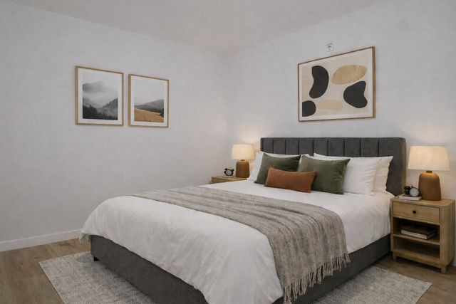 LUXURY 2 Bedroom Apartment! Located In West Broadway! - Photo 3