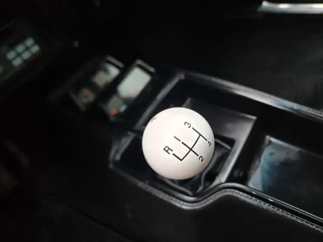 1975 Chevrolet Nova SS / 350ci / 4 SPEED MANUAL ! Manuel 4 Vites - Photo 24