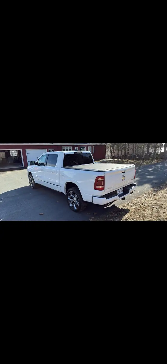 Mint 2022 Dodge Ram Limited - Photo 4