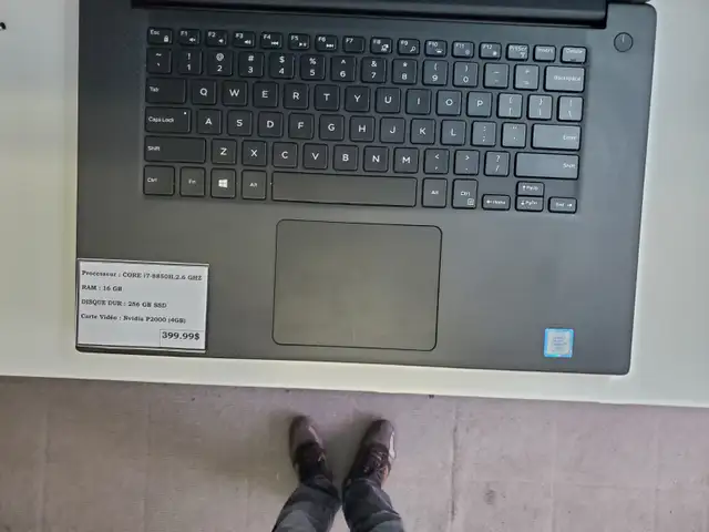 Laptop Dell Précision 5530,i7-8ème G,16GB,256GB,Nvidia 4GB,Win11 - Photo 4