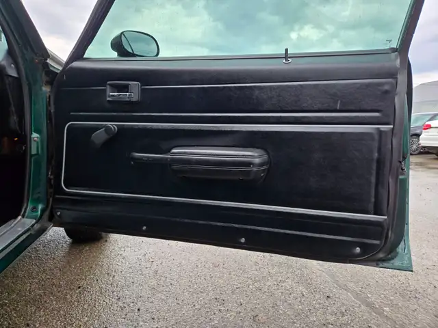 1975 Chevrolet Nova SS / 350ci / 4 SPEED MANUAL ! Manual 4 Speed - Photo 28