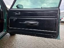 1975 Chevrolet Nova SS / 350ci / 4 SPEED MANUAL ! Manual 4 Speed - Photo 28
