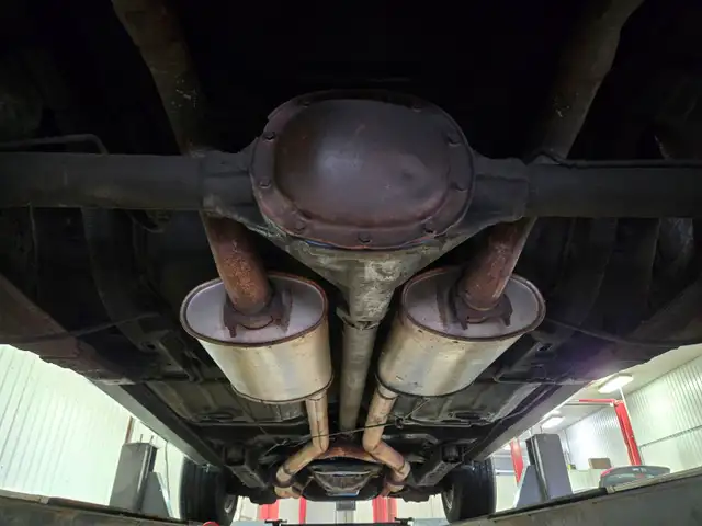 1975 Chevrolet Nova SS / 350ci / 4 SPEED MANUAL ! Manual 4 Speed - Photo 37