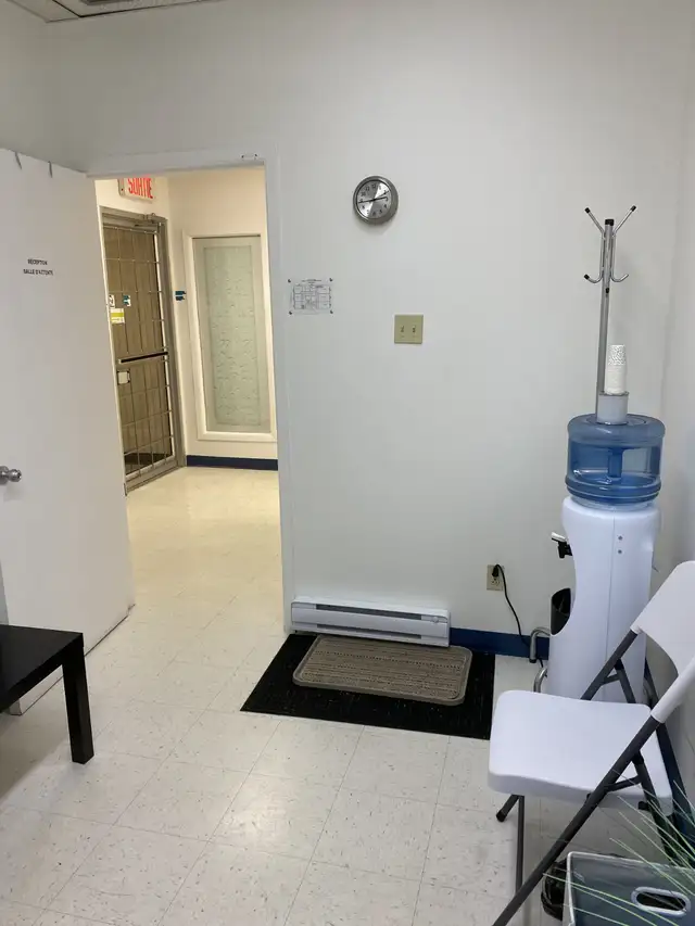 Bureau commercial à louer - Photo 3