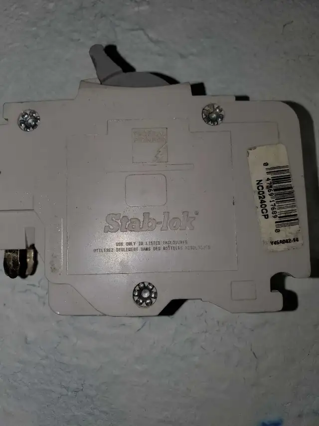 Stablok Brakers 40amp and  30 amp - Photo 3