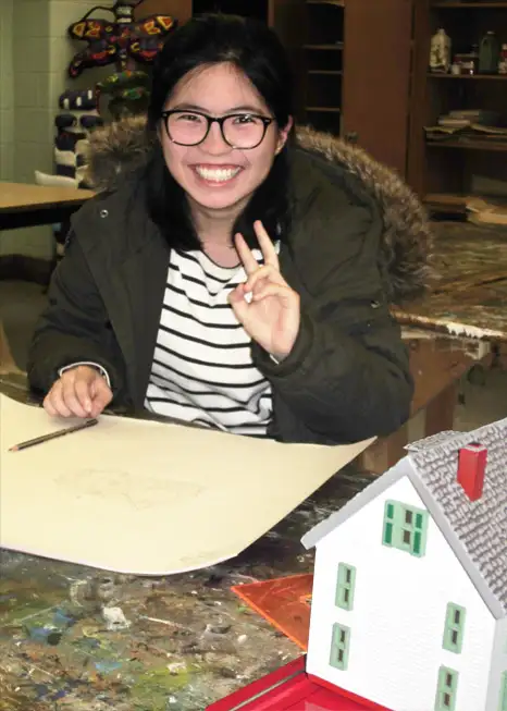 APR. 18 - See HAPPY STUDENTS That Are DRAWING IN PERSPECTIVE! - Photo 4