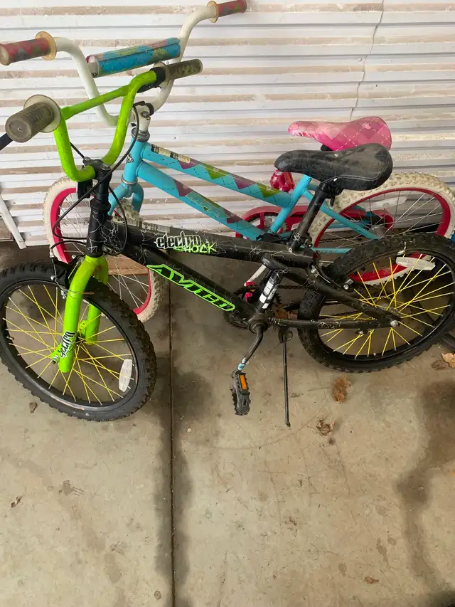 2- Children Bikes for sale