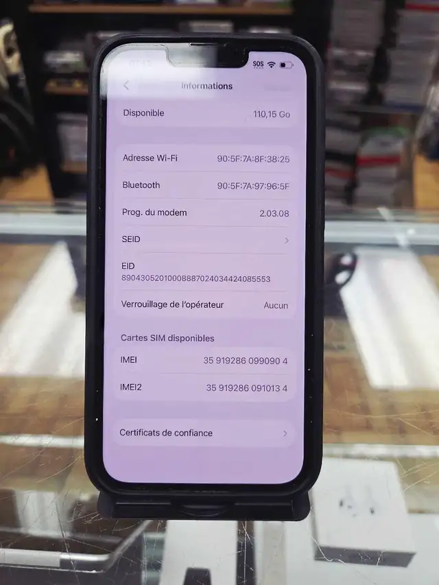 Iphone 16 E - Photo 3