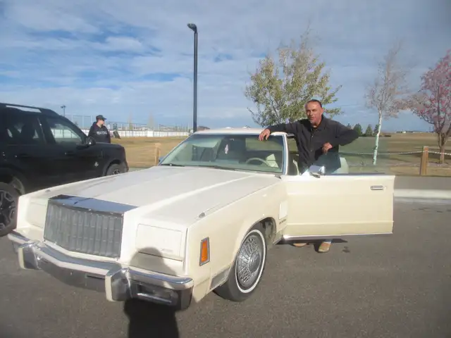 1979 CHRYSLER NEW-YORKER, Fifth Avenue Edition. TIME-CAPSULE. - Photo 2