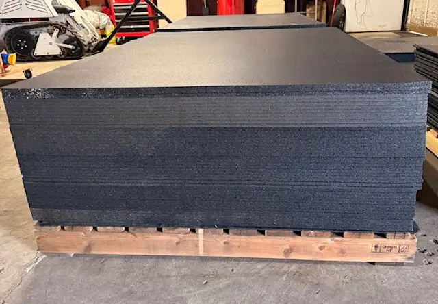 4x6 ft Rubber Mats $75 Each Excellent Quality - Photo 3