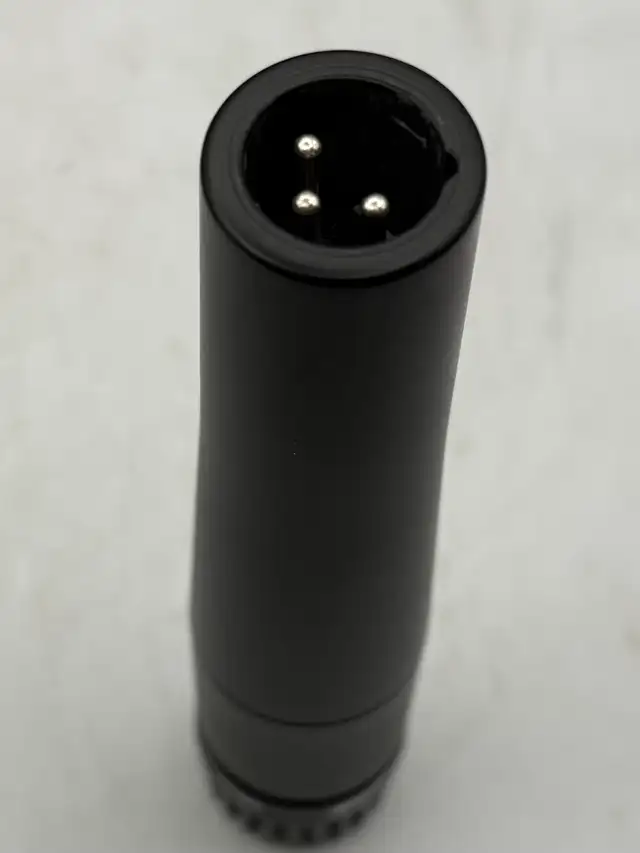 Shure SM57 Microphone with Travel Bag in Box - Photo 5