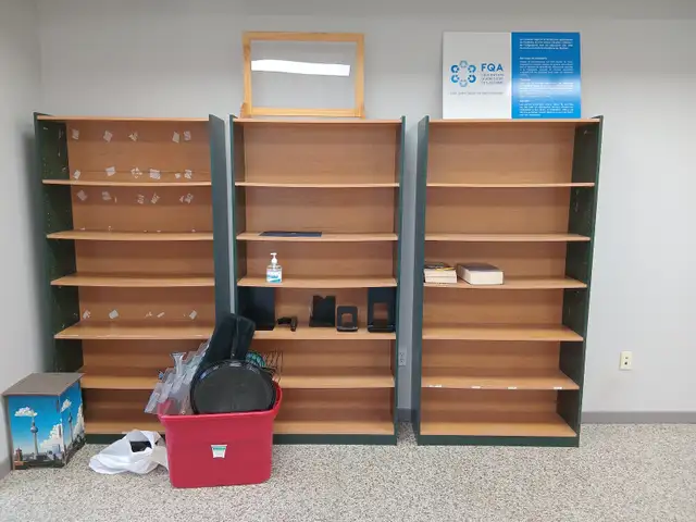 Meubles de bureau à donner et à vendre - Photo 5