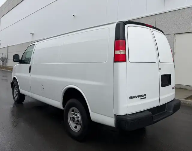 2015 GMC Savana Van 2500 - Photo 5