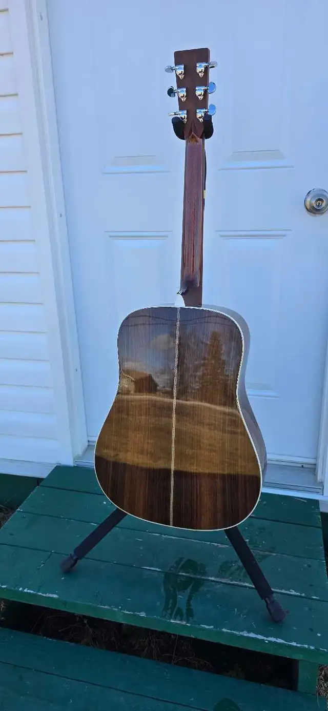 2015 Martin HD-28 for sale! - Photo 2