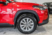2024 Toyota Corolla Cross LE | FWD | Carplay | Mags | Bluetooth - Photo 12