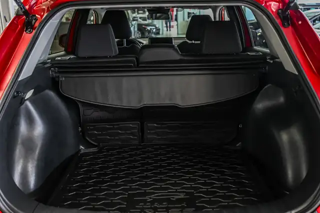 2024 Toyota Corolla Cross LE | FWD | Carplay | Mags | Bluetooth - Photo 16