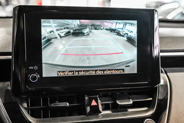 2024 Toyota Corolla Cross LE | FWD | Carplay | Mags | Bluetooth - Photo 26