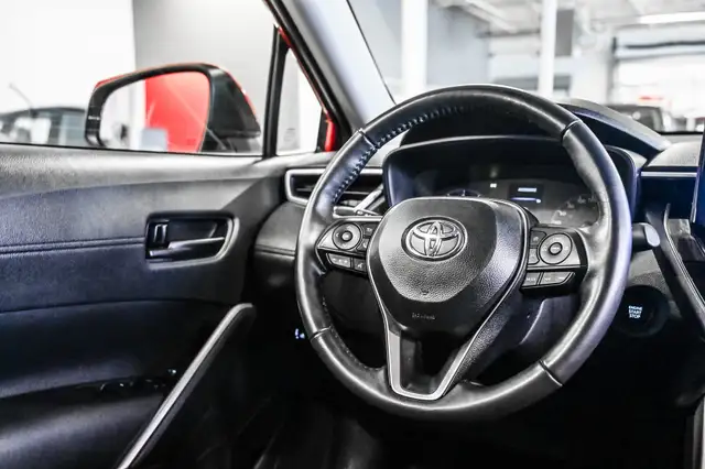 2024 Toyota Corolla Cross LE | FWD | Carplay | Mags | Bluetooth - Photo 29