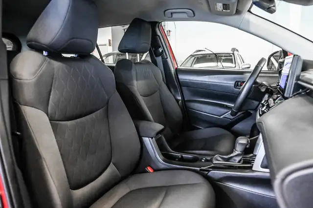 2024 Toyota Corolla Cross LE | FWD | Carplay | Mags | Bluetooth - Photo 31